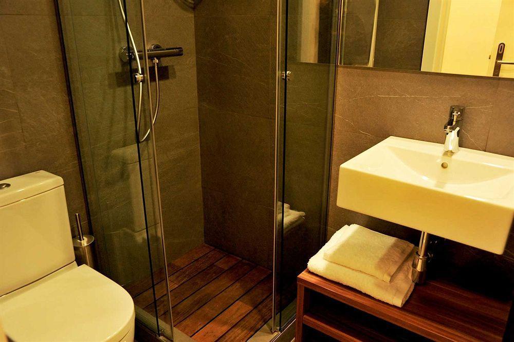 The 8 Boutique B&B Барселона Екстер'єр фото
